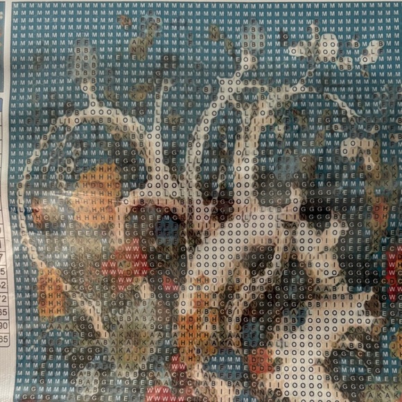 47-8. Floral Heart Diamond Art Kit - Picture 4 of 8